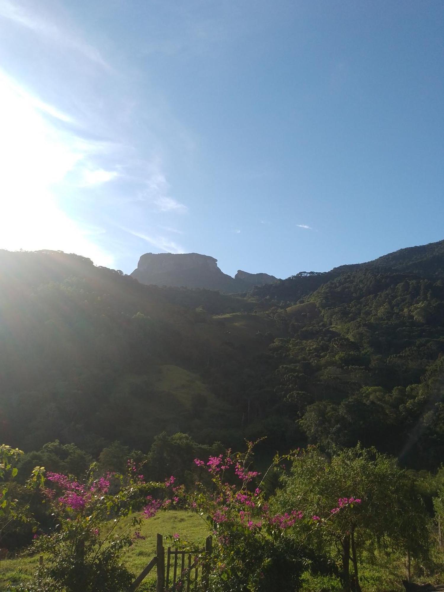 Вилла Rancho Pe Da Pedra Сан-Бенту-ду-Сапукаи Экстерьер фото